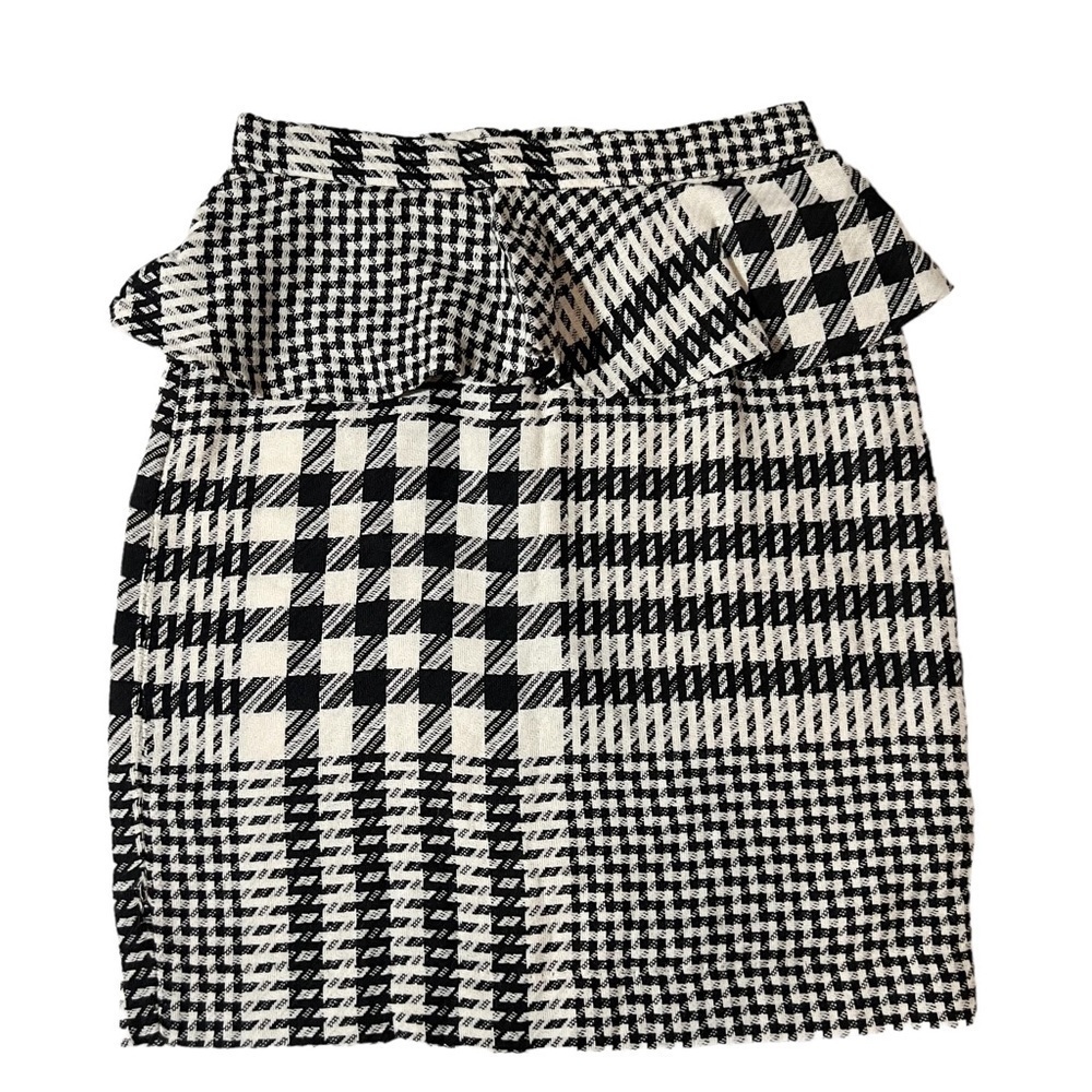 𝅺ZARA Womens Skirt Black White Plaid Ruffled Pencil -Size XS